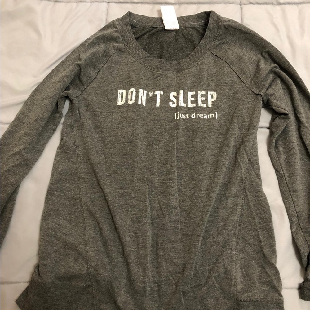 Graphic long sleeve
